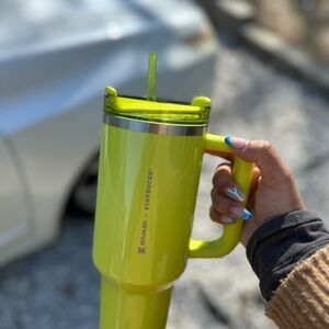 Stanley 40oz Tumbler x Stanley  Lime Green